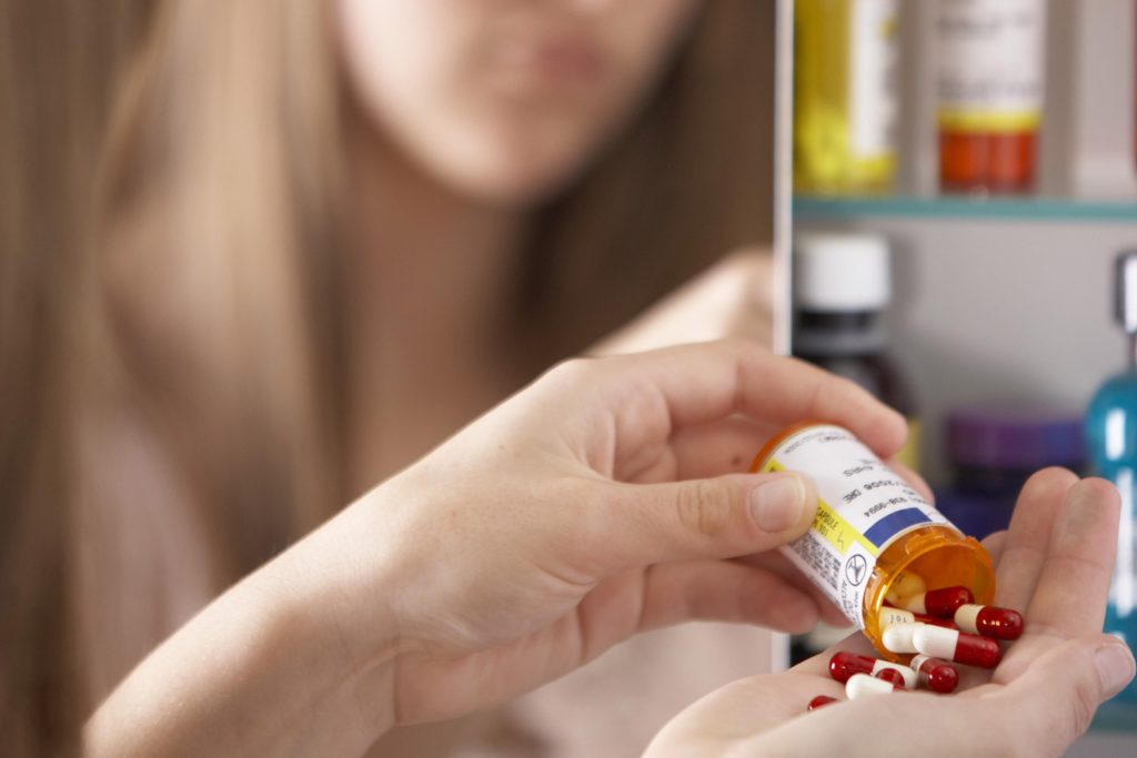 cara mengidentifikasi pil penyalahgunaan remaja